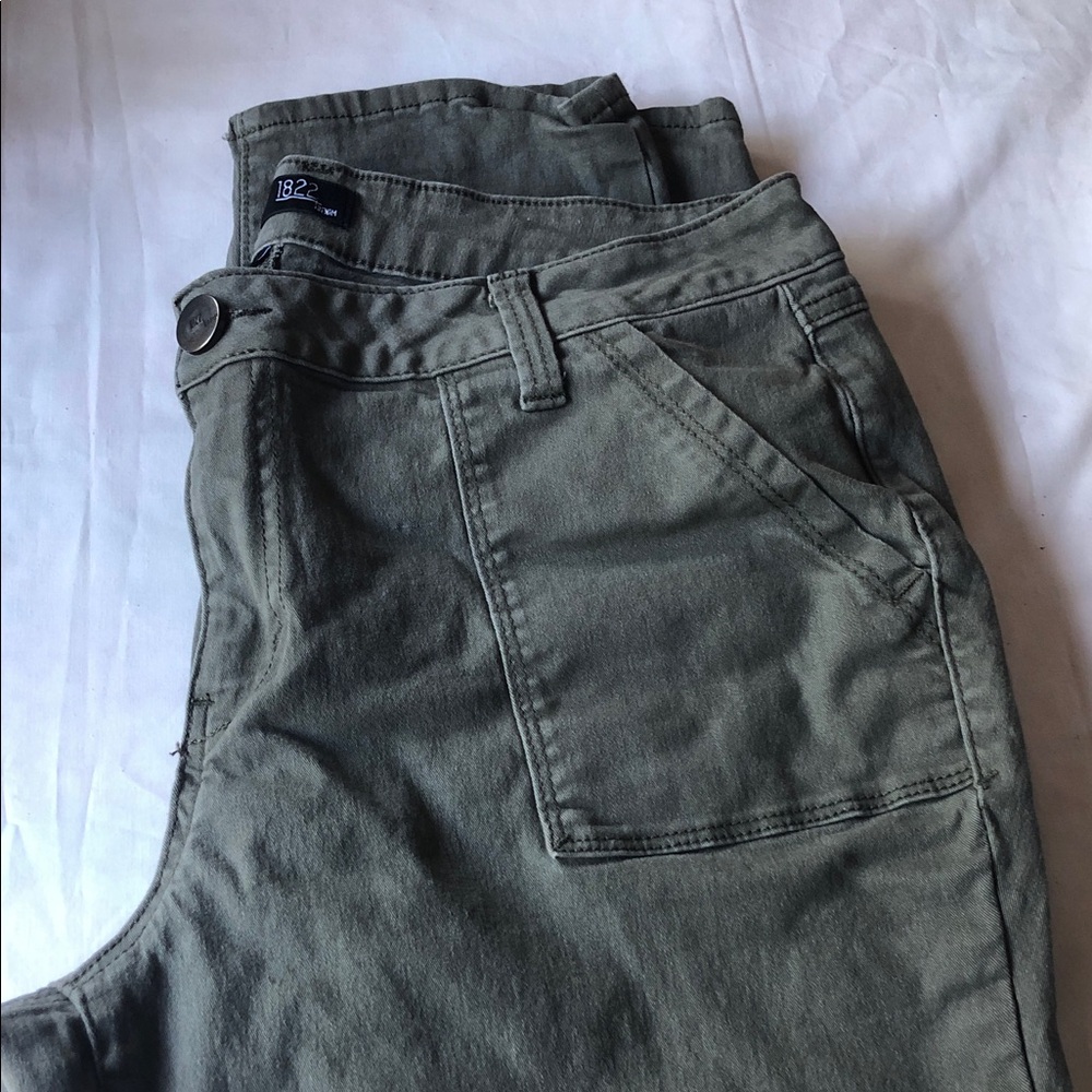 1822 Denim Olive Utility High-Waist Cargo Pants